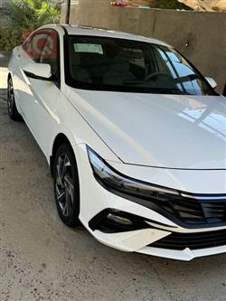هیوندای ئەلەنترا